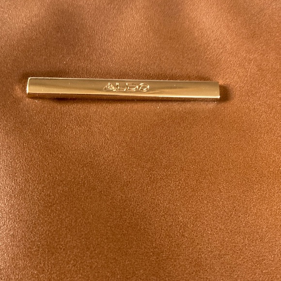 NWOT⭐️ALDO💫Tan Cosmetic Bag - Picture 3 of 5